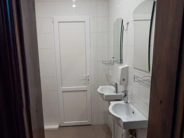 Саратов хостел, ванная комната